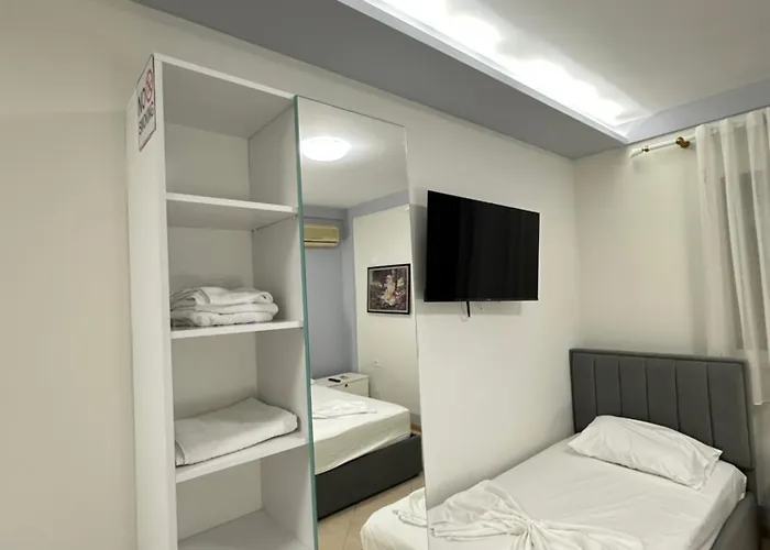 Xhorxhia &room * Tiran