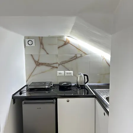 Xhorxhia &room Lägenhet